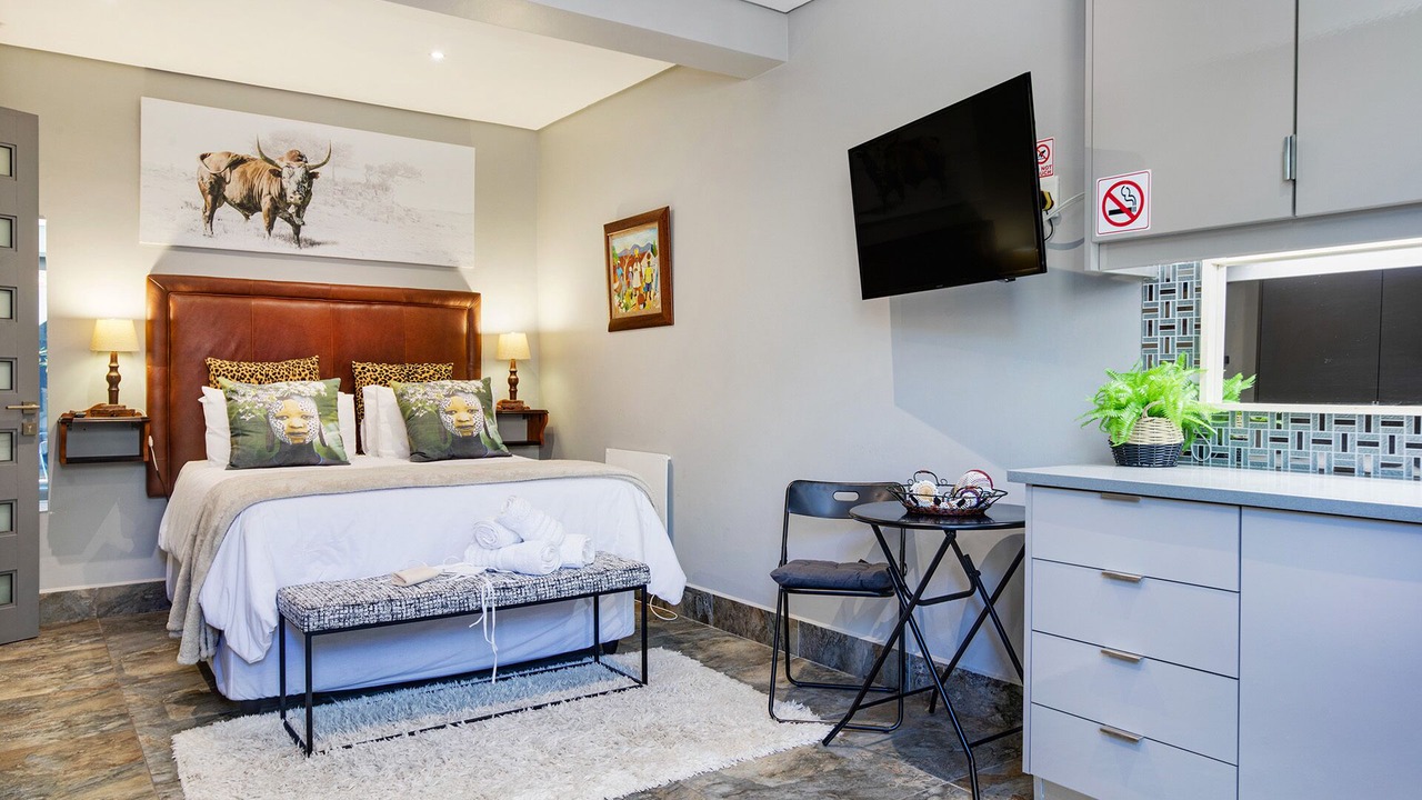 Photo of Bedroom in Camps Bay