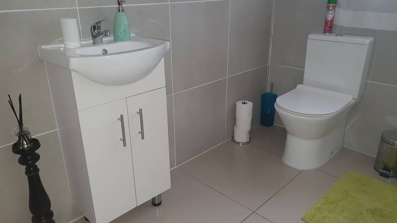 Photo of Bathroom in Greater Johannesburg Metropolitan Area