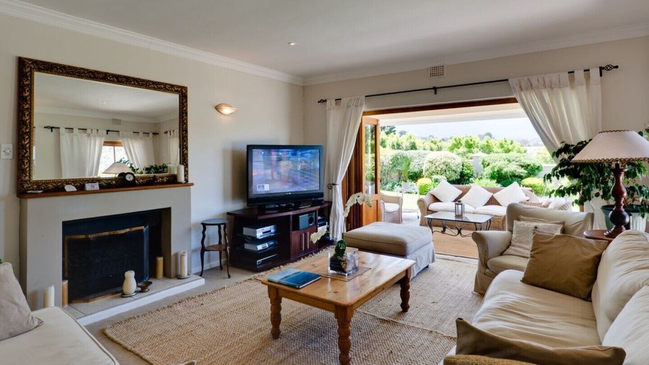 Photo of Livingroom in Constantia