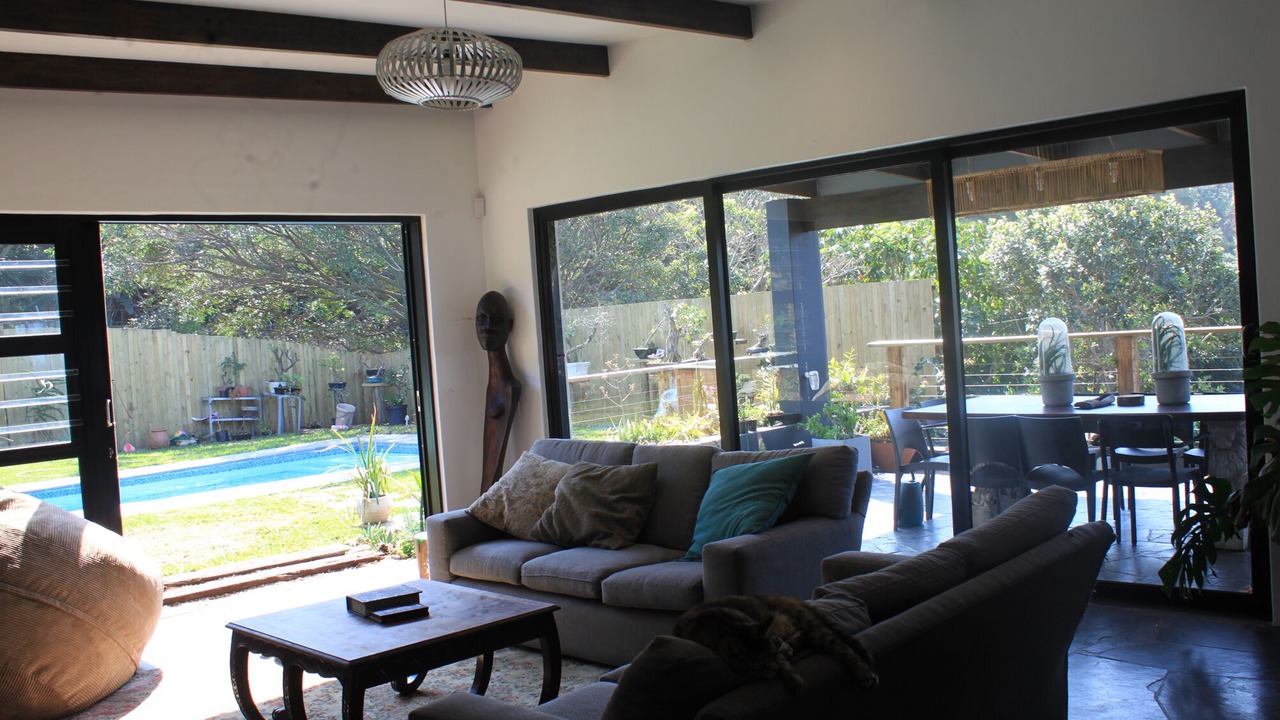Photo of Livingroom in Westbrook