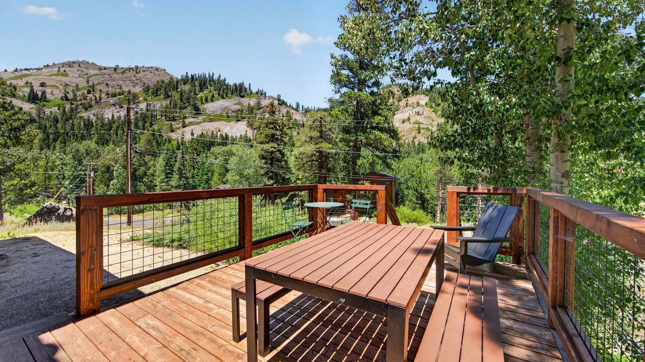 Photo of Outdoor in Alpine Meadows