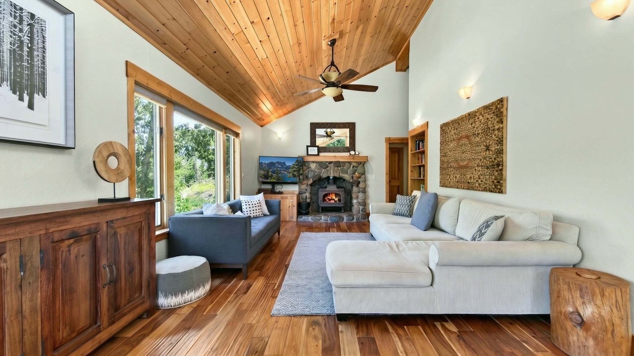 Photo of Livingroom in Alpine Meadows