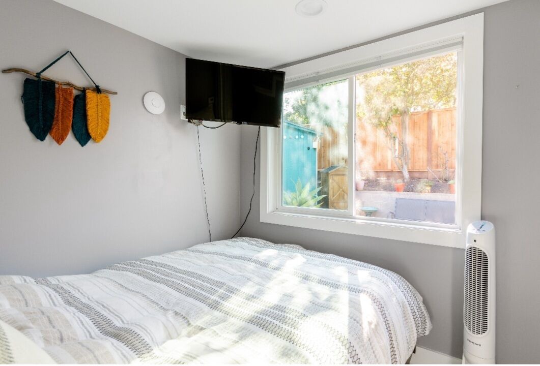 Photo of Bedroom in Oakland