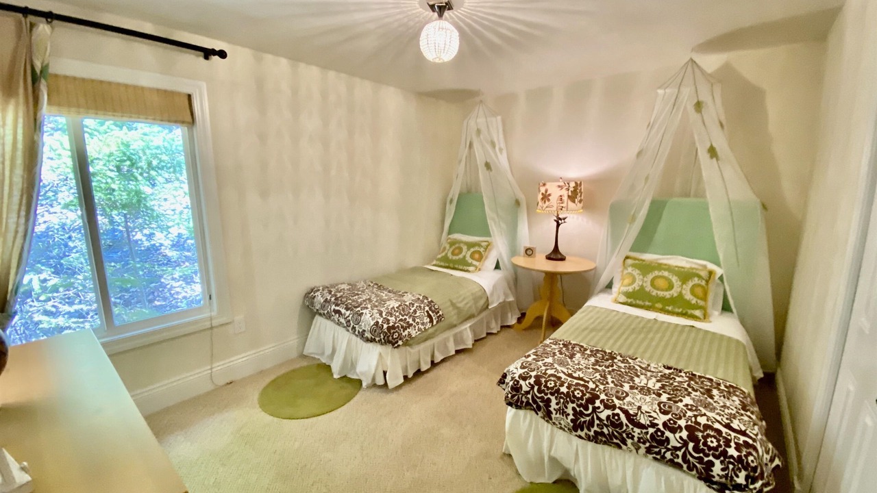 Photo of Bedroom in St. Helena