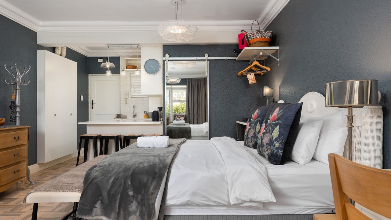 Photo of Bedroom in Mouille Point