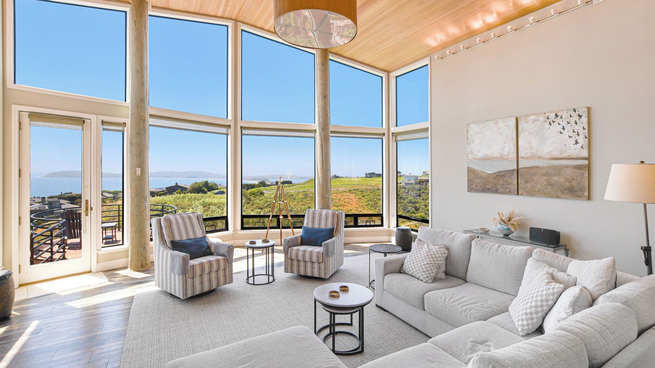 Photo of Livingroom in Bodega Bay