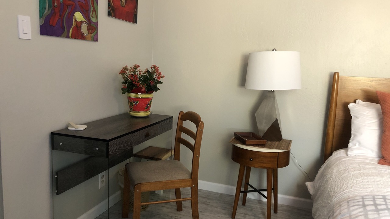Photo of Bedroom in Miraloma