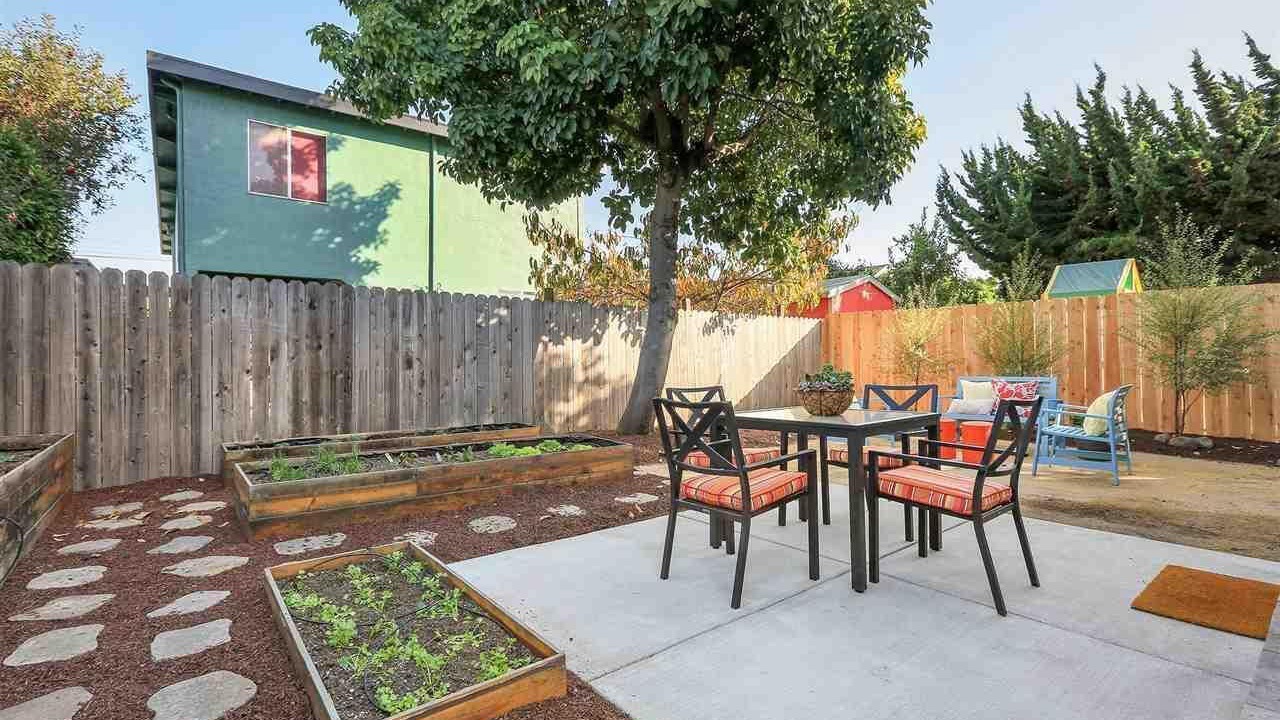 Photo of Outdoor in Southwest Berkeley