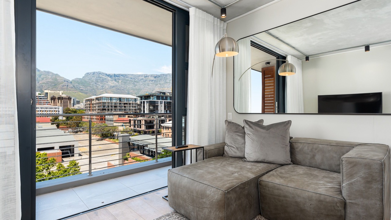 Photo of Livingroom in Cape Town City Centre