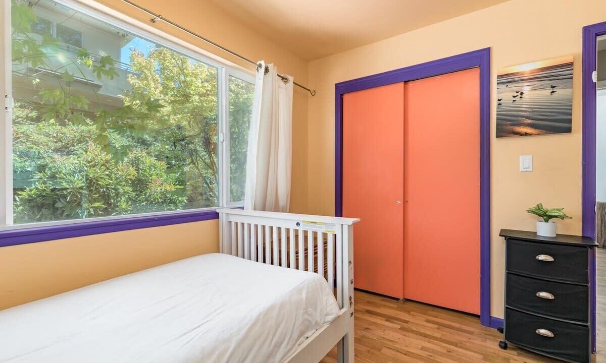 Photo of Bedroom in Opal Cliffs