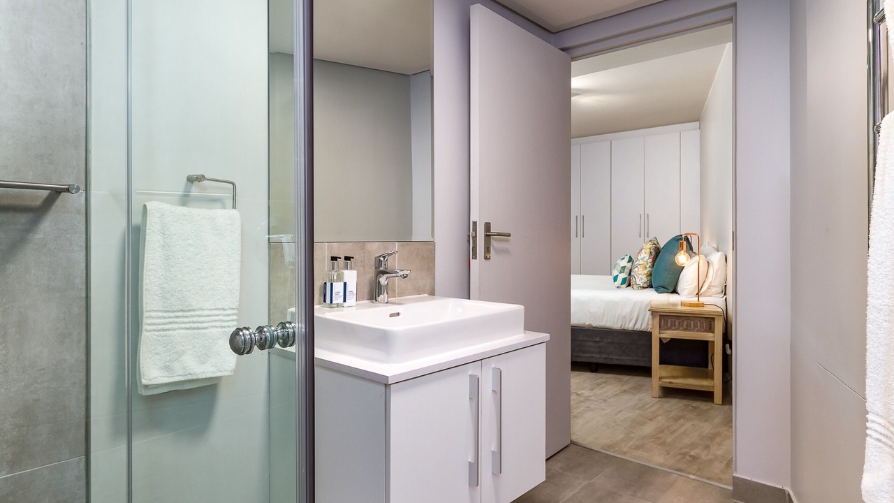 Photo of Bathroom in Cape Town City Centre