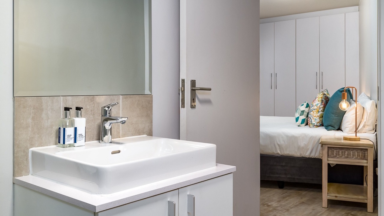 Photo of Bathroom in Cape Town City Centre