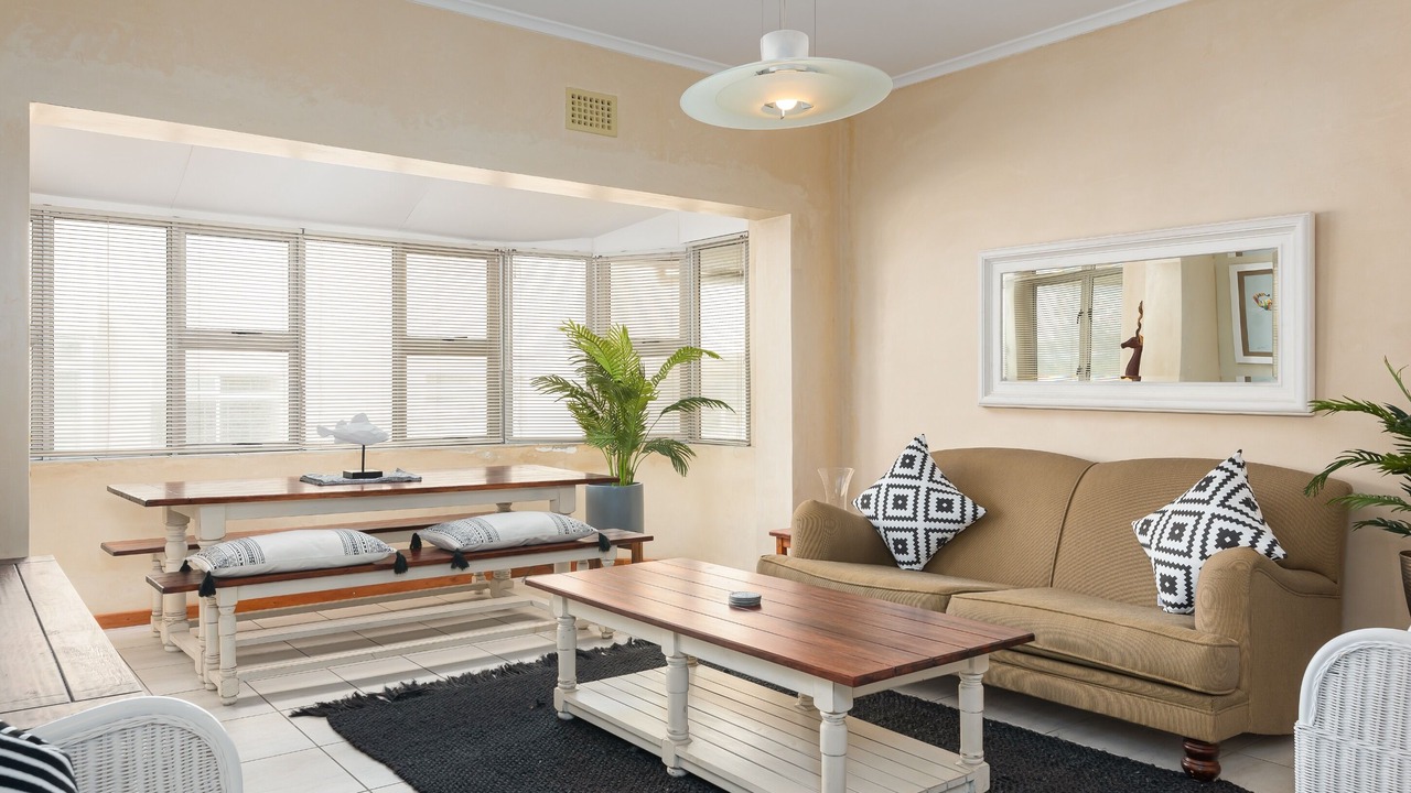 Photo of Livingroom in Mouille Point