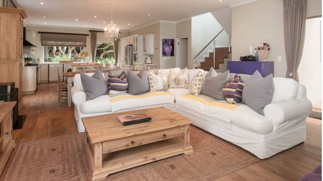 Photo of Livingroom in Onrus