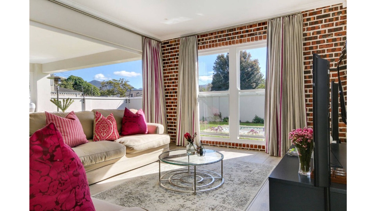 Photo of Livingroom in Tokai