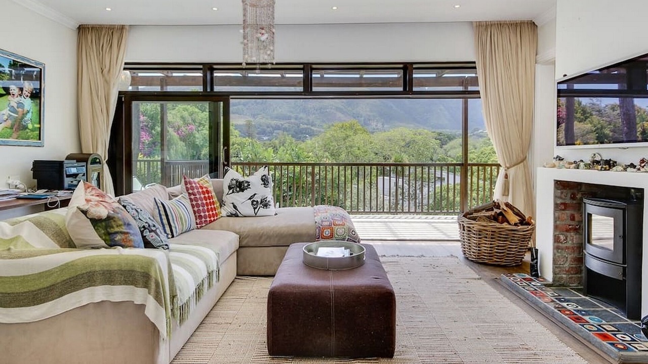 Photo of Livingroom in Constantia
