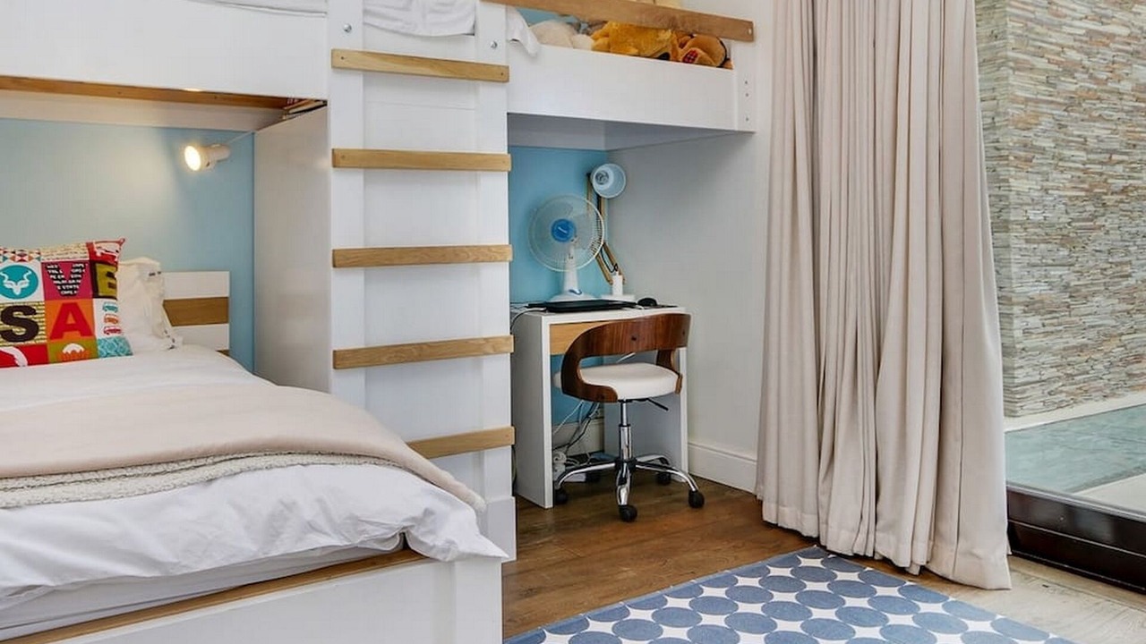 Photo of Bedroom in Constantia