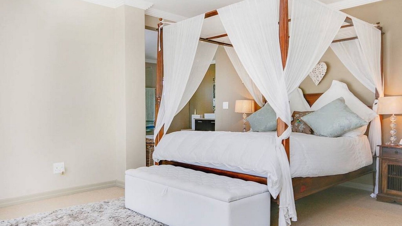 Photo of Bedroom in Constantia