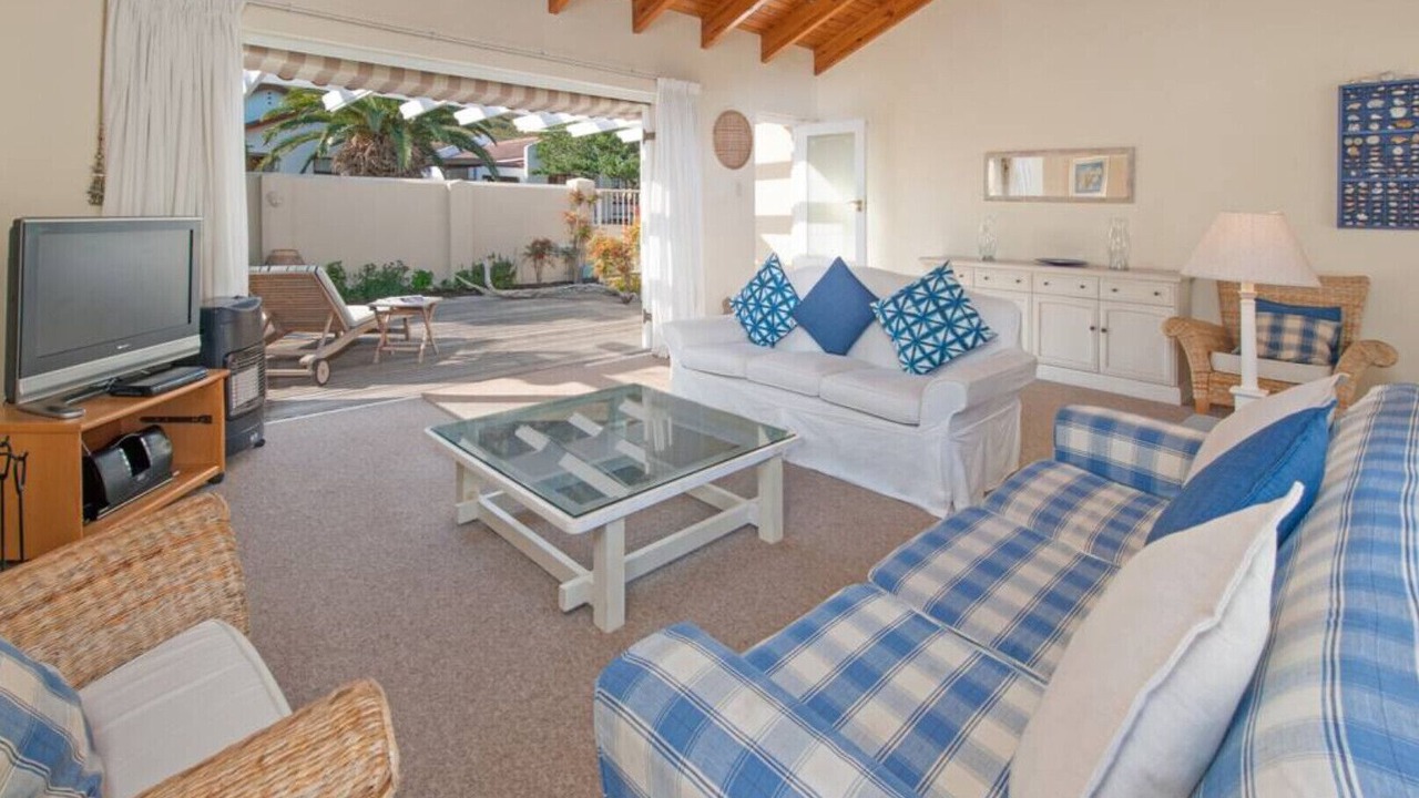 Photo of Livingroom in Voelklip