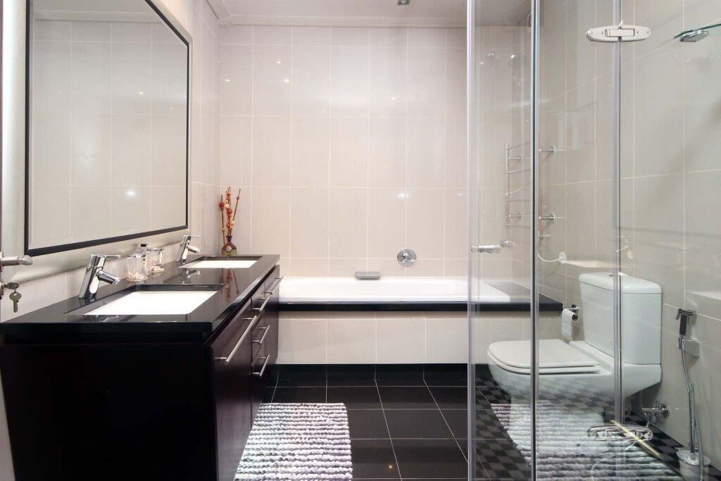 Photo of Bathroom in Hermanus City-Centre