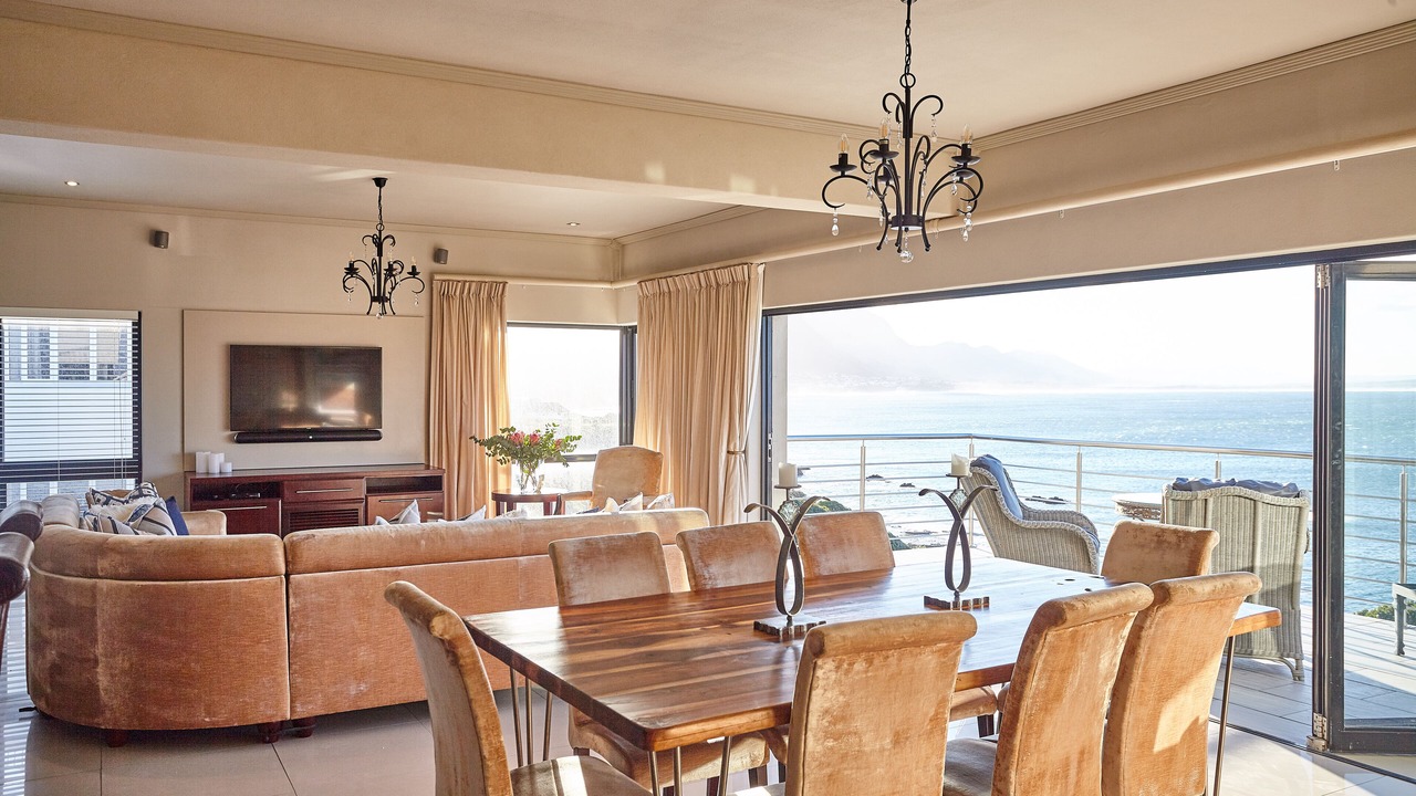 Photo of Livingroom in Hermanus City-Centre