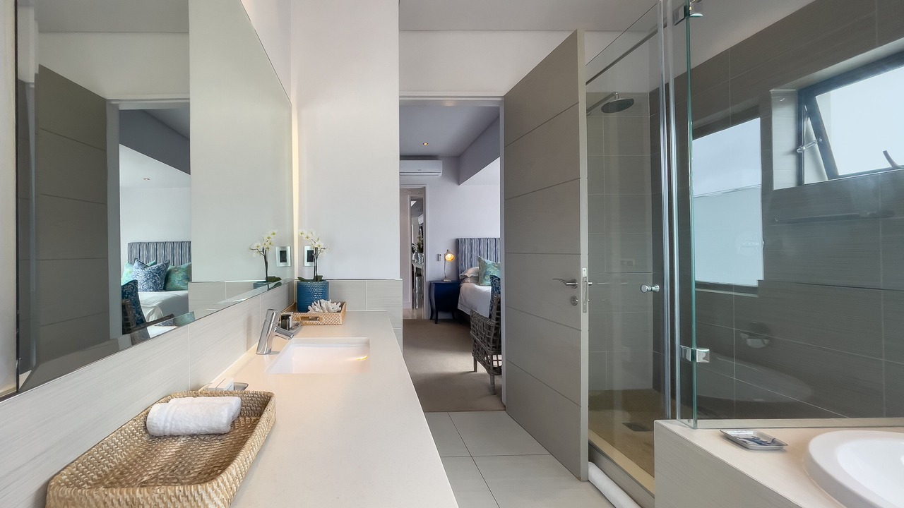 Photo of Bathroom in Hermanus City-Centre