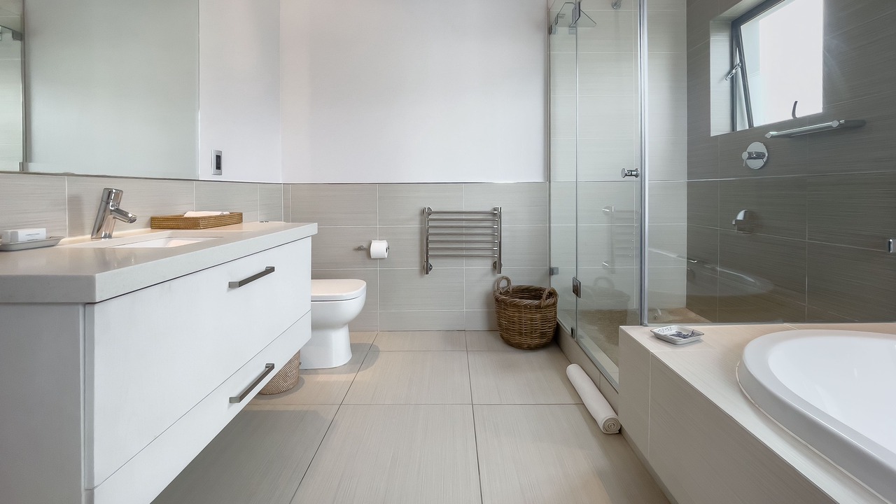 Photo of Bathroom in Hermanus City-Centre