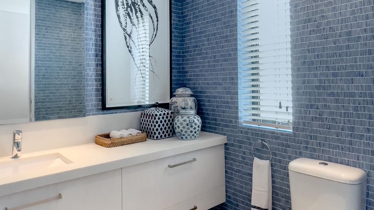 Photo of Bathroom in Hermanus City-Centre