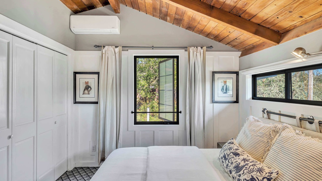 Photo of Bedroom in Glen Ellen