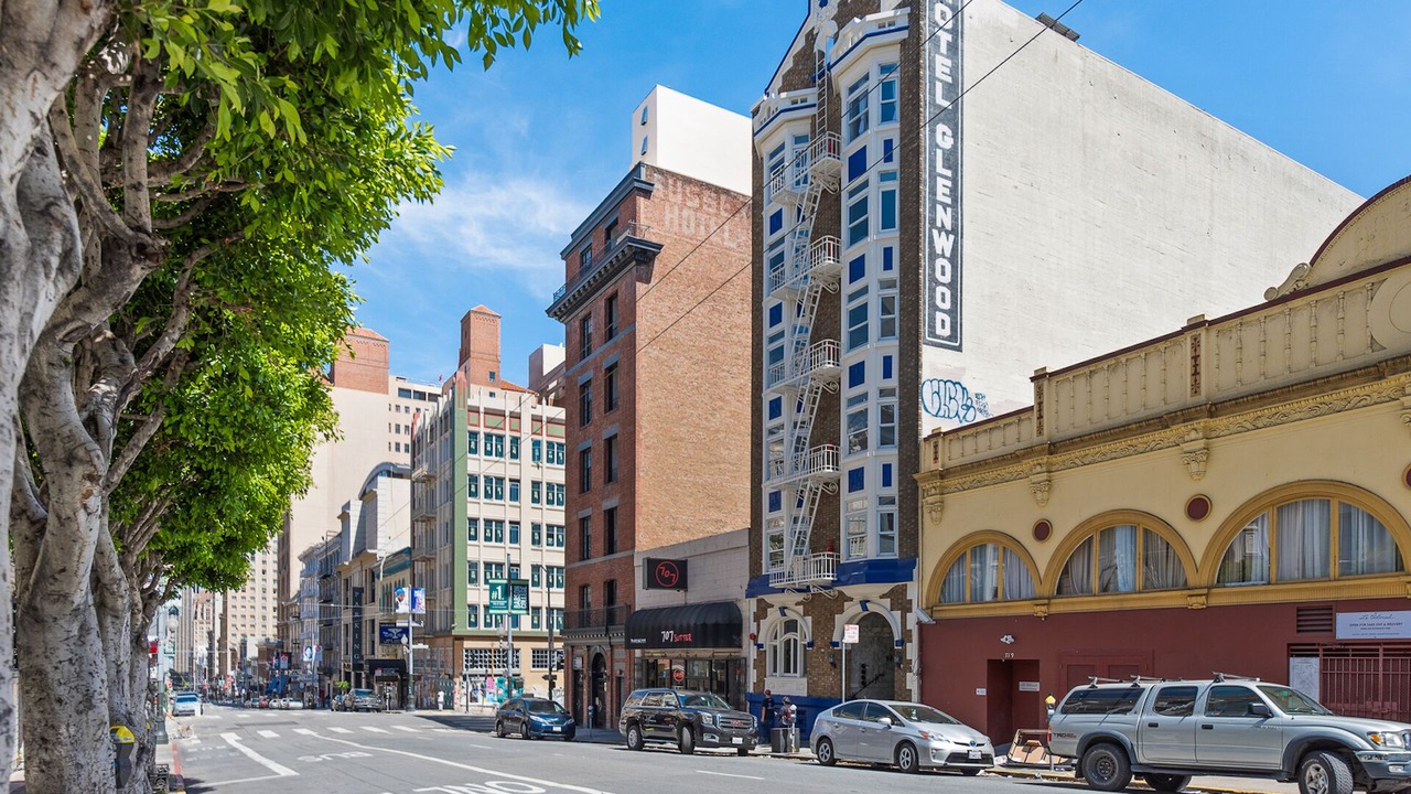 Photo of Others in Lower Nob Hill