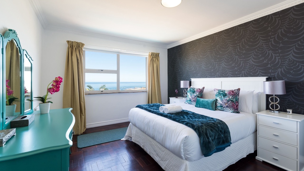 Photo of Bedroom in Camps Bay