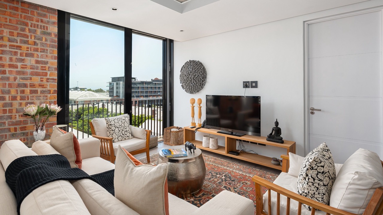 Photo of Livingroom in Cape Town City Centre