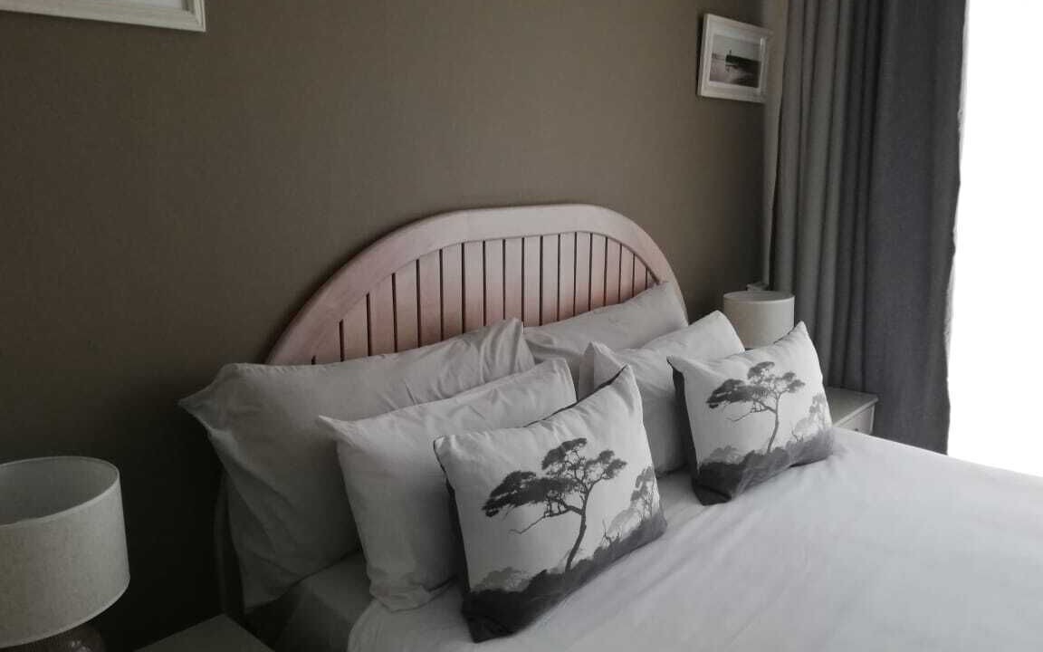 Photo of Bedroom in Lagoon Beach
