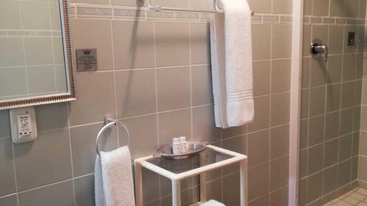 Photo of Bathroom in Lagoon Beach