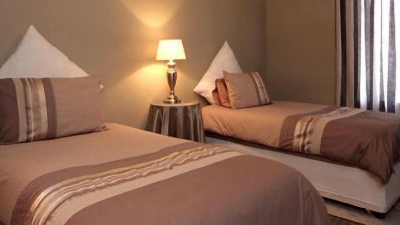 Photo of Bedroom in Somerset West
