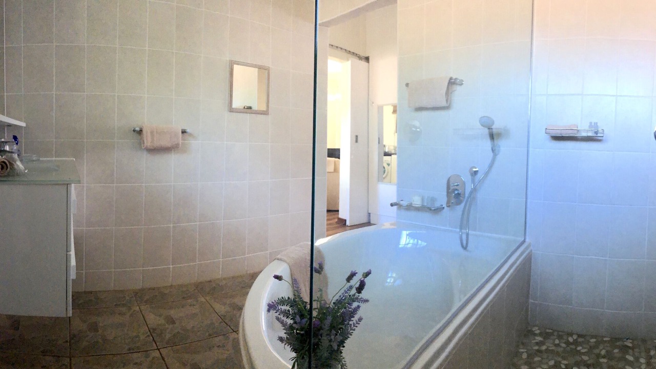 Photo of Bathroom in Winston Park