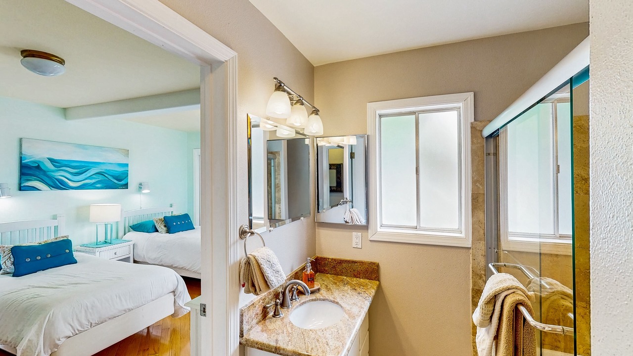 Photo of Bathroom in Park Hill