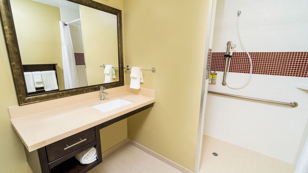 Photo of Bathroom in Newark