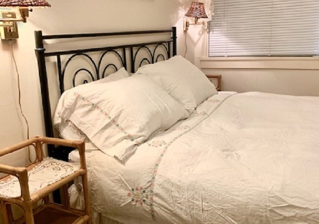 Photo of Bedroom in Alameda