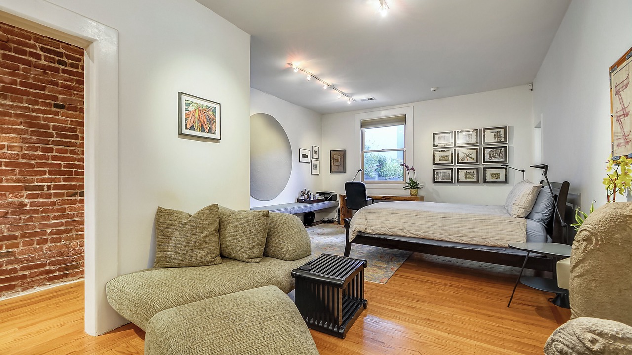 Photo of Bedroom in Downtown San Francisco