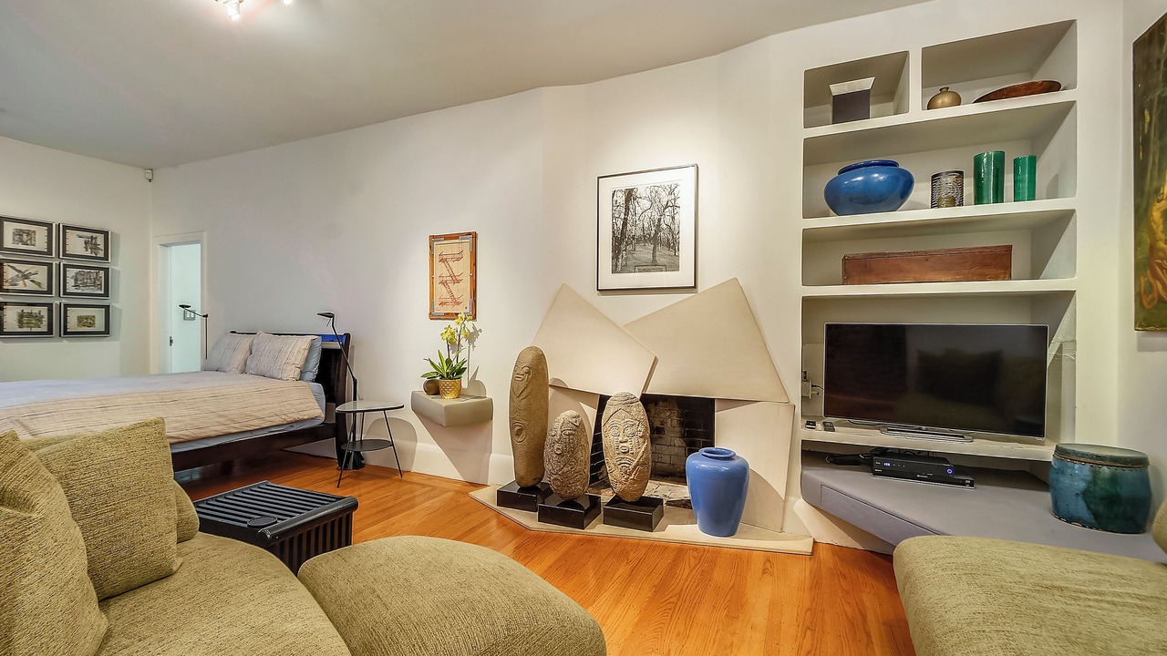 Photo of Bedroom in Downtown San Francisco