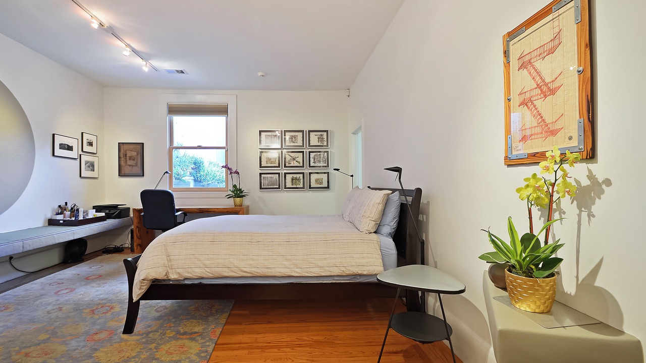 Photo of Bedroom in Downtown San Francisco