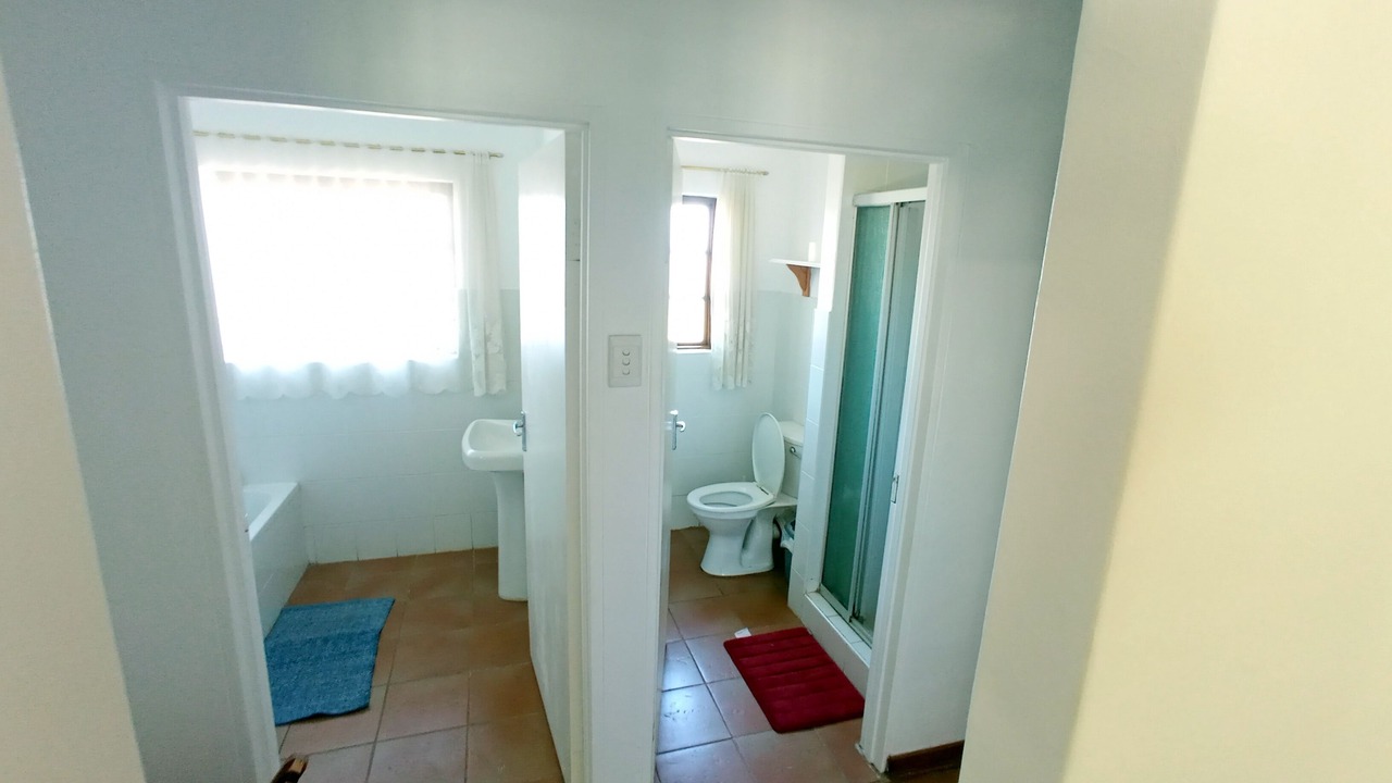 Photo of Bathroom in Lidgetton West