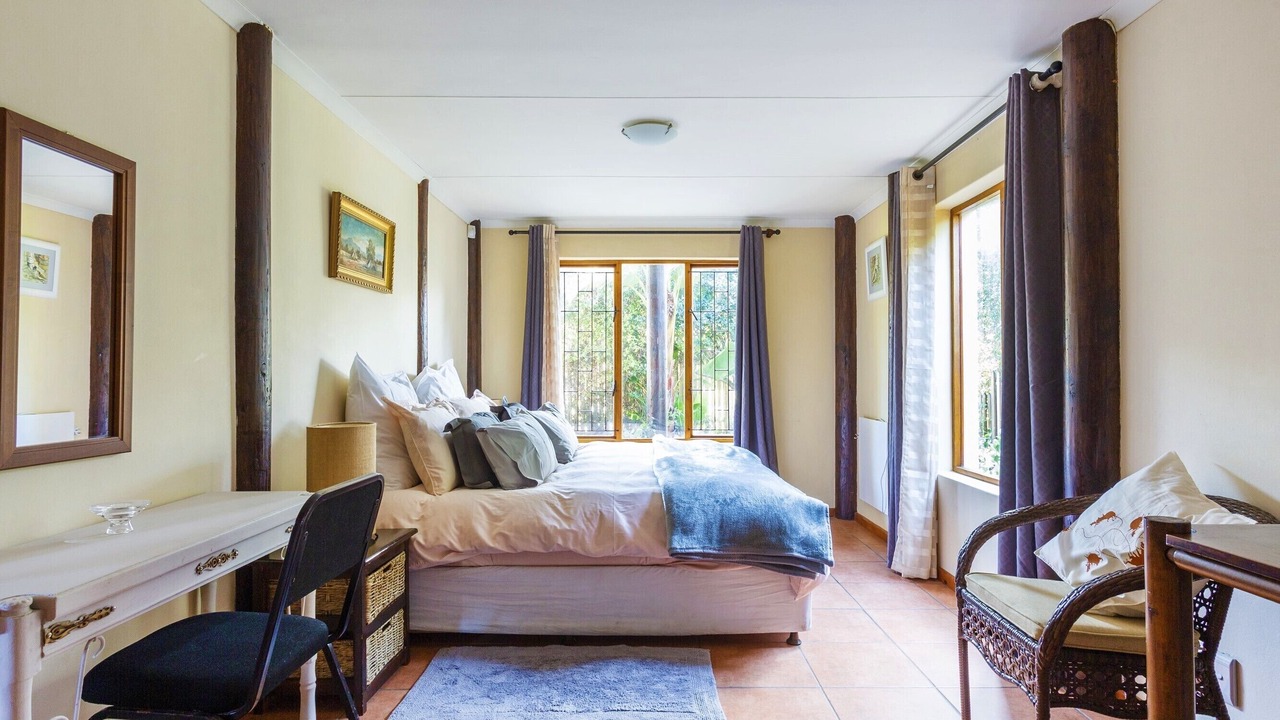 Photo of Bedroom in Brenton-on-Sea