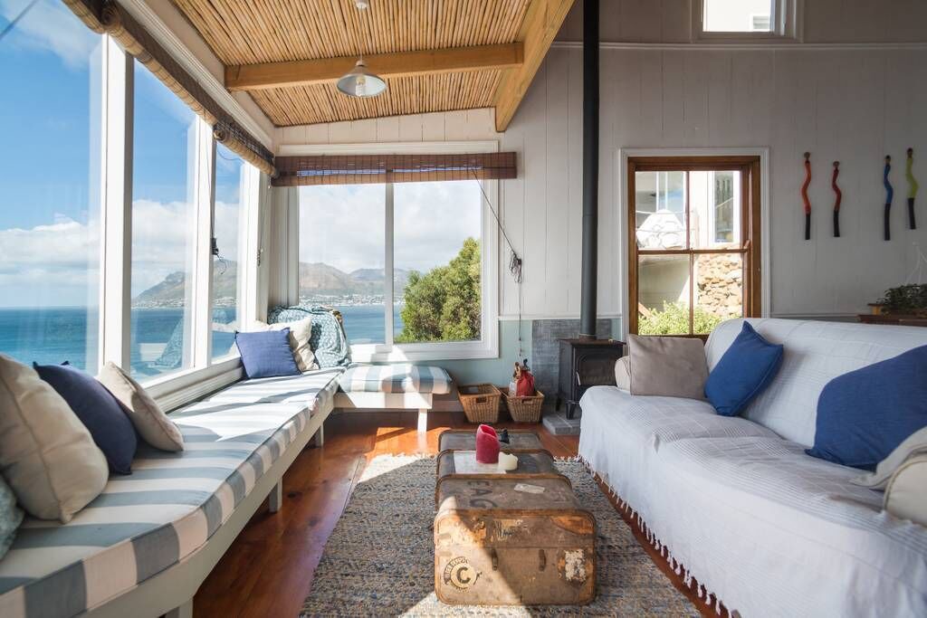 Photo of Livingroom in Fish Hoek