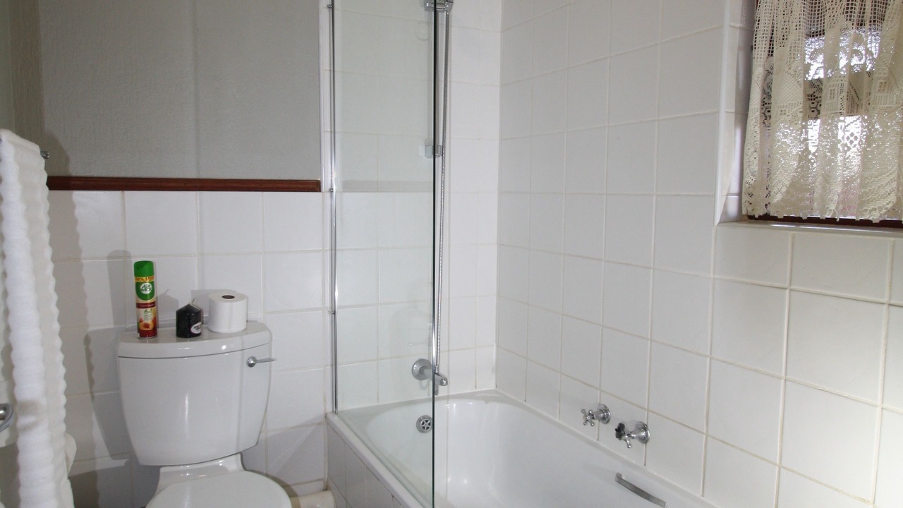 Photo of Bathroom in Greater Johannesburg Metropolitan Area