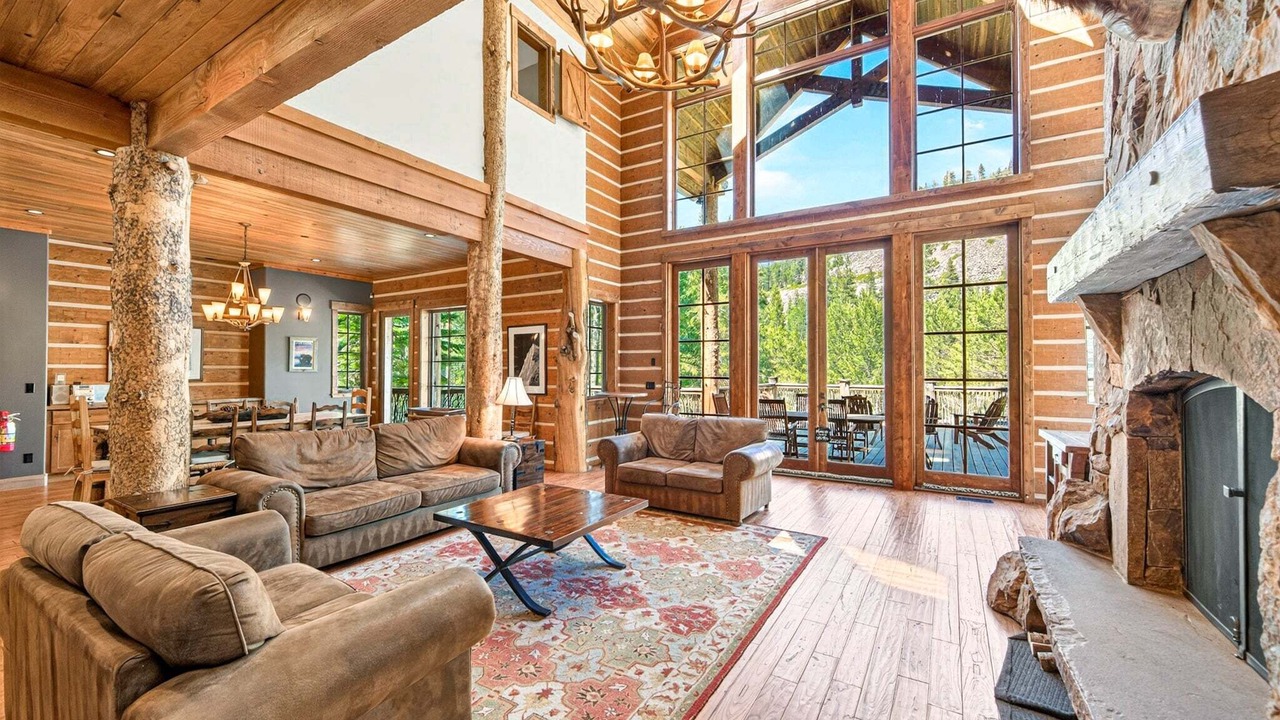 Photo of Livingroom in Olympic Valley