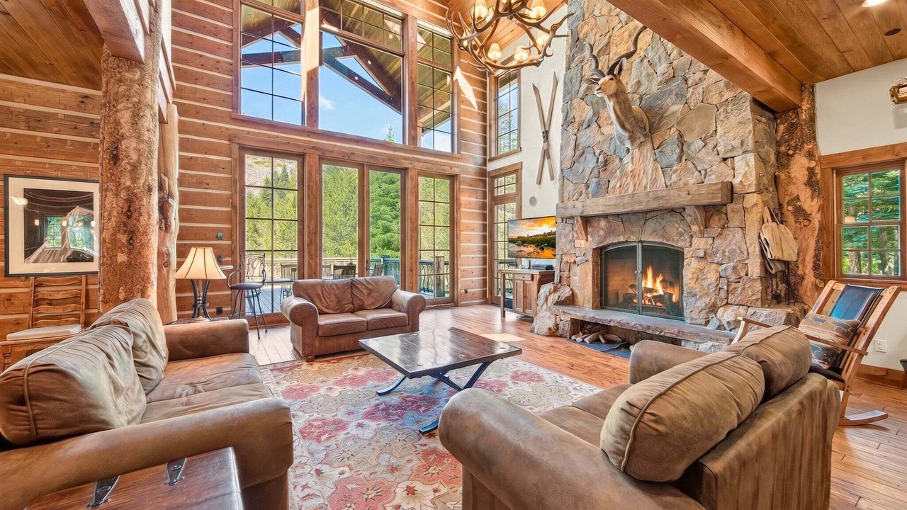 Photo of Livingroom in Olympic Valley