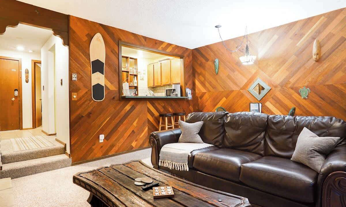 Photo of Livingroom in Glacier