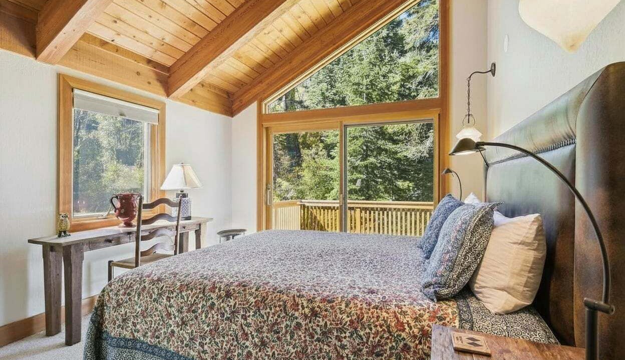 Photo of Bedroom in Alpine Meadows